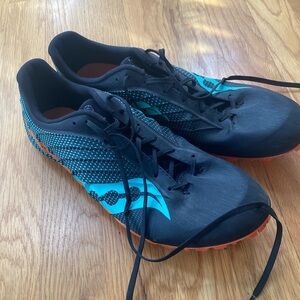 Saucony Spitfire 5 Spike Men Size 10Black/Cool Mint Used Like New